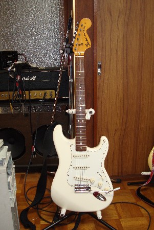 Fender Stratocaster 1976年前期
